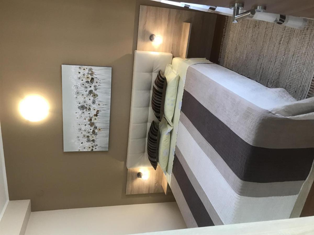 Apartment Ecio ヴィンクラン エクステリア 写真